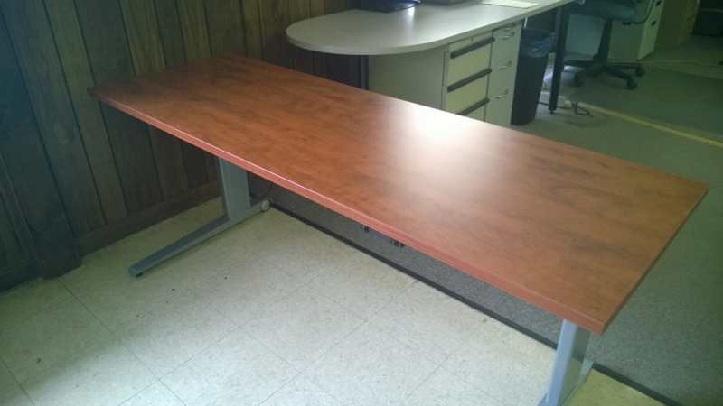 IOF 24X72 ADJ HEIGHT WORKSTATION - SUMMERFLAME