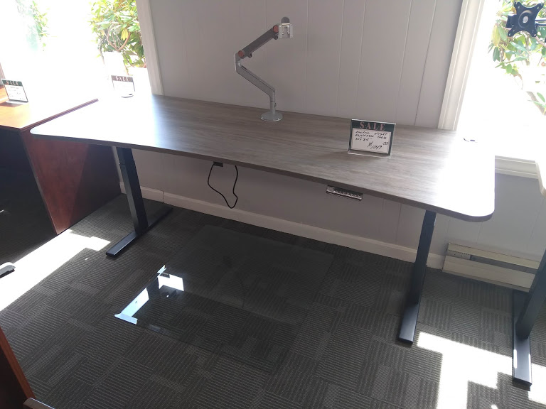 IOF 30X84 ELECTRIC HEIGHT WORKSTATION