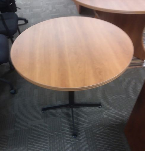 IOF RS30  30" ROUND TABLE - CAP CHERRY