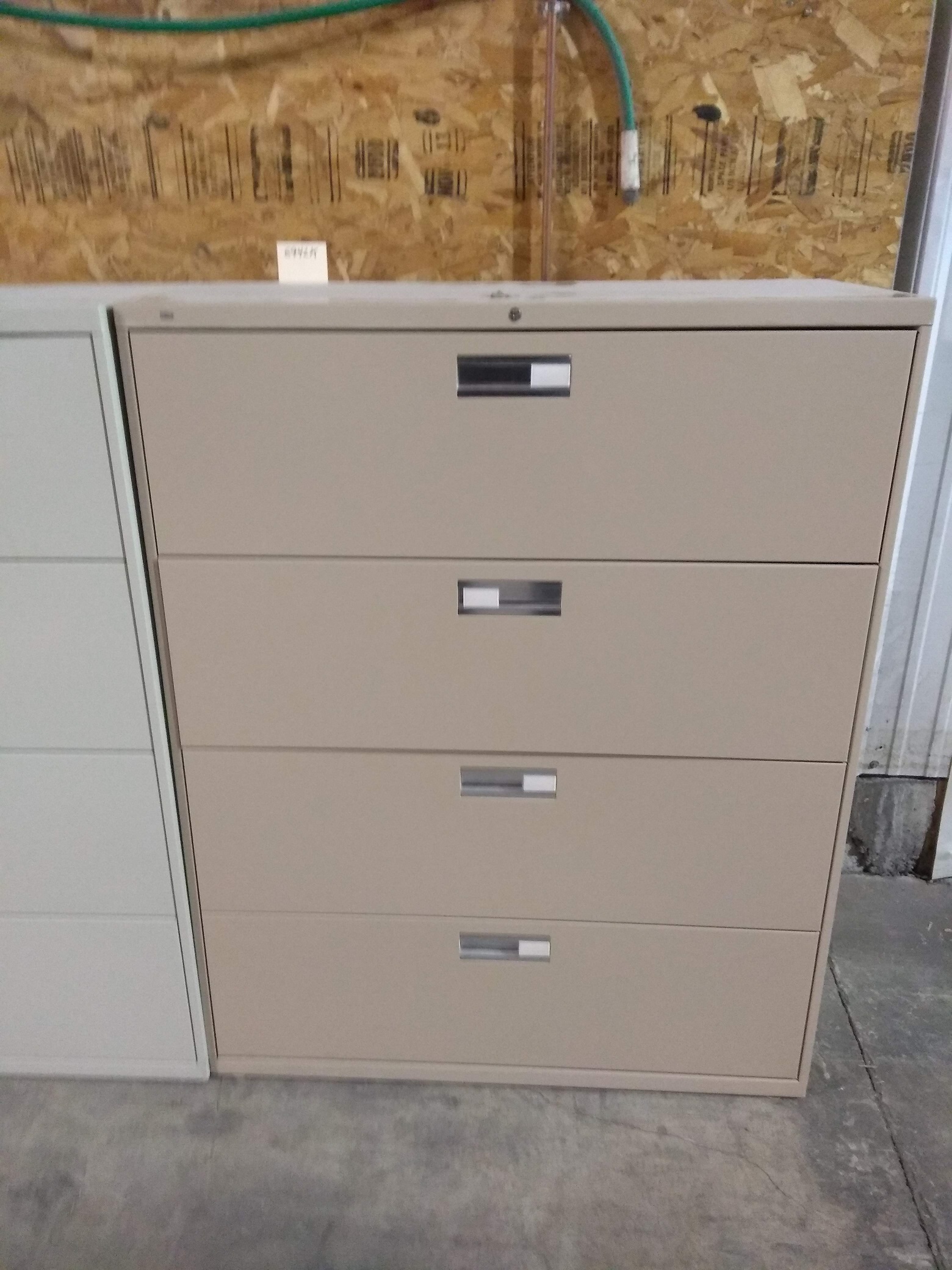 PRE-OWNED HON 694LK 4-DRAWER LATERAL FILE