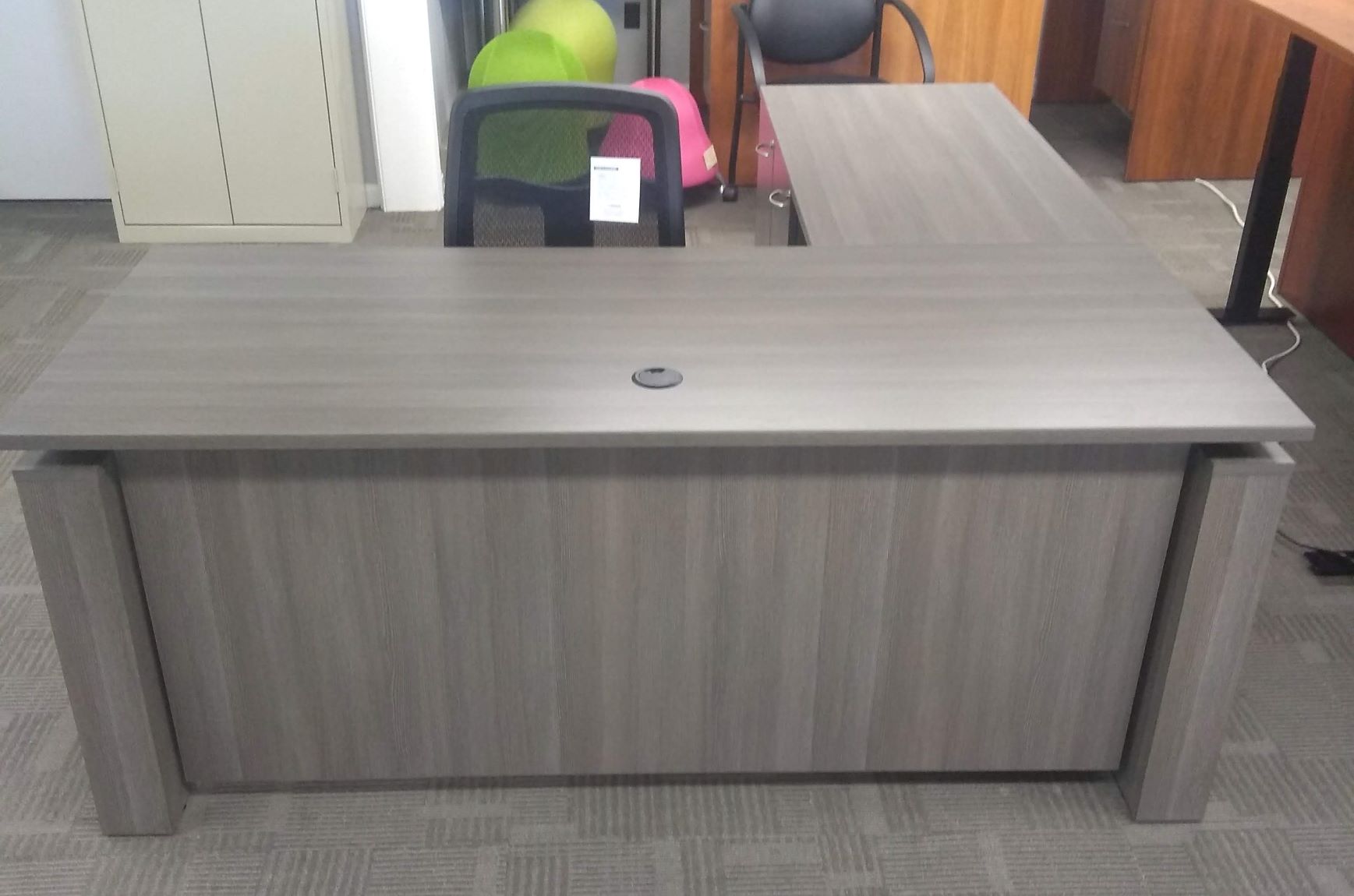 LLR 29 1/2X71 ADJ HEIGHT WORKSTATION W/ RETURN - WEATHERED CHARCOAL