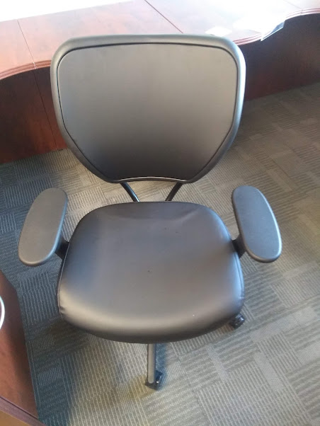 OSP SPACE 5500D VINYL CHAIR - BLACK