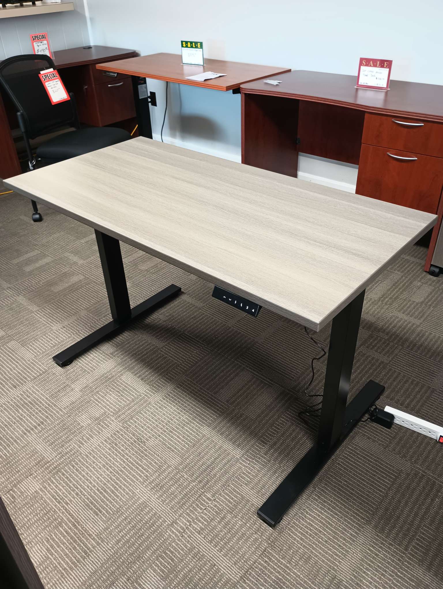24 X 48 ELECTRIC HEIGHT DESK WEATHERED CHARCOAL