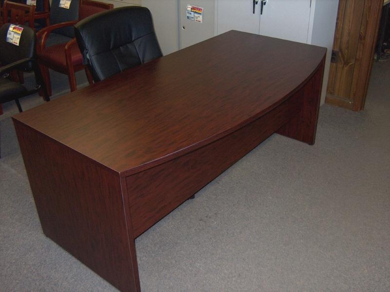 IOF UN7236BWD/BF/BF DESK - MAHOGANY IMPRESSION
