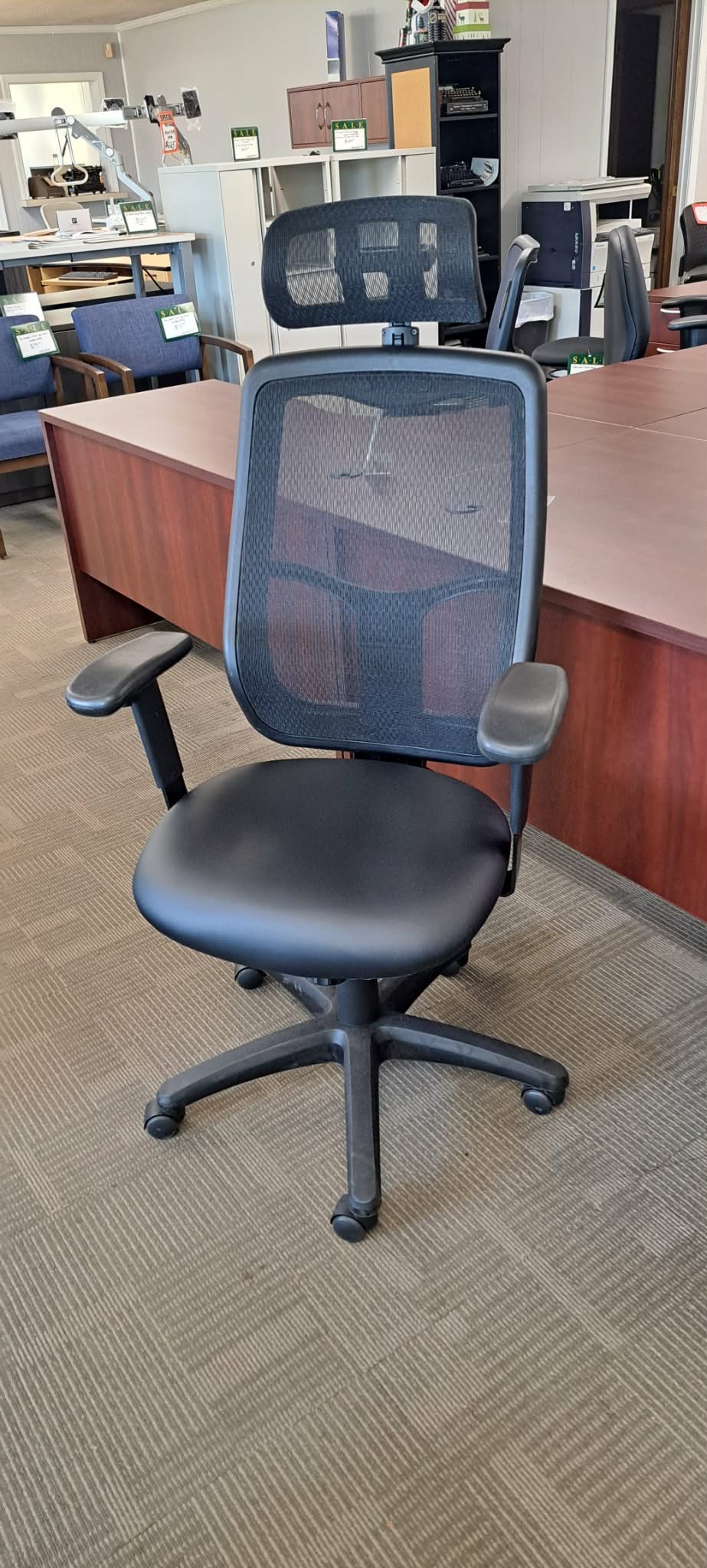 EUROTECH MFHB9SLFJ APOLLO CHAIR W/HEADREST