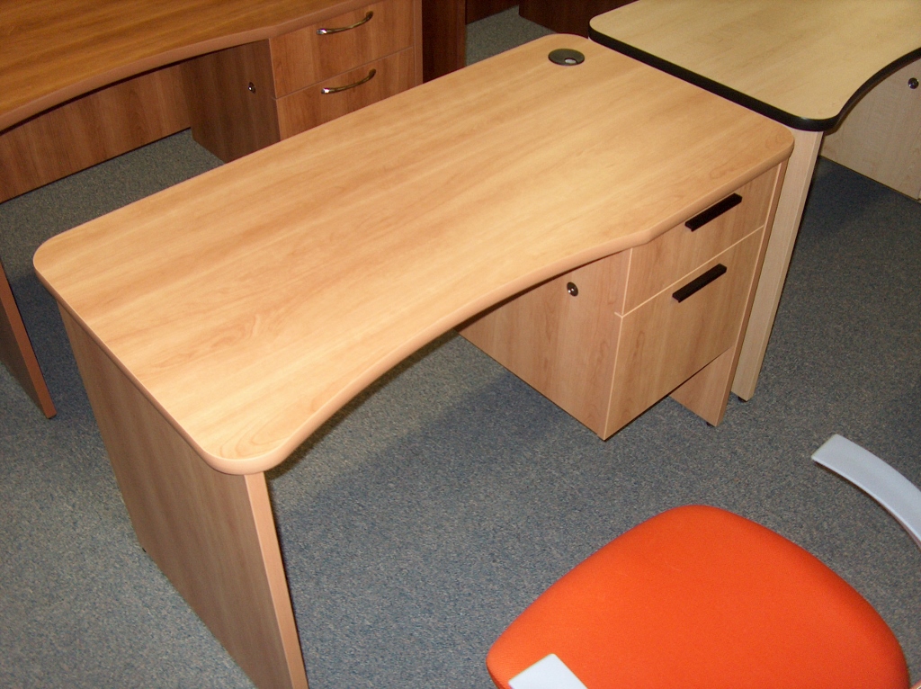 IOF C10950 CONDO DESK - ALMOND CHERRY